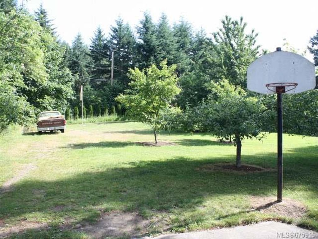 listing image 16043186127843563115