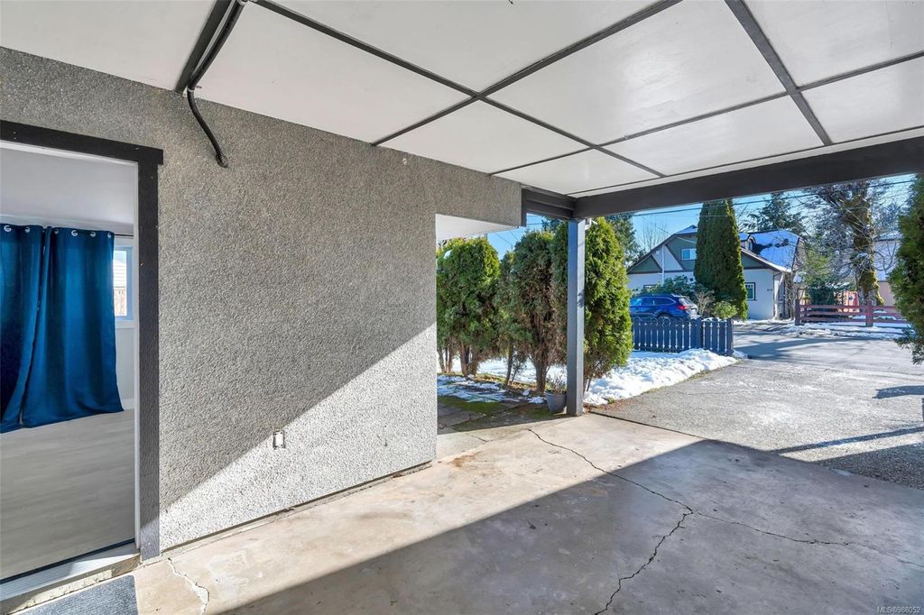 listing image 16047575308543154855