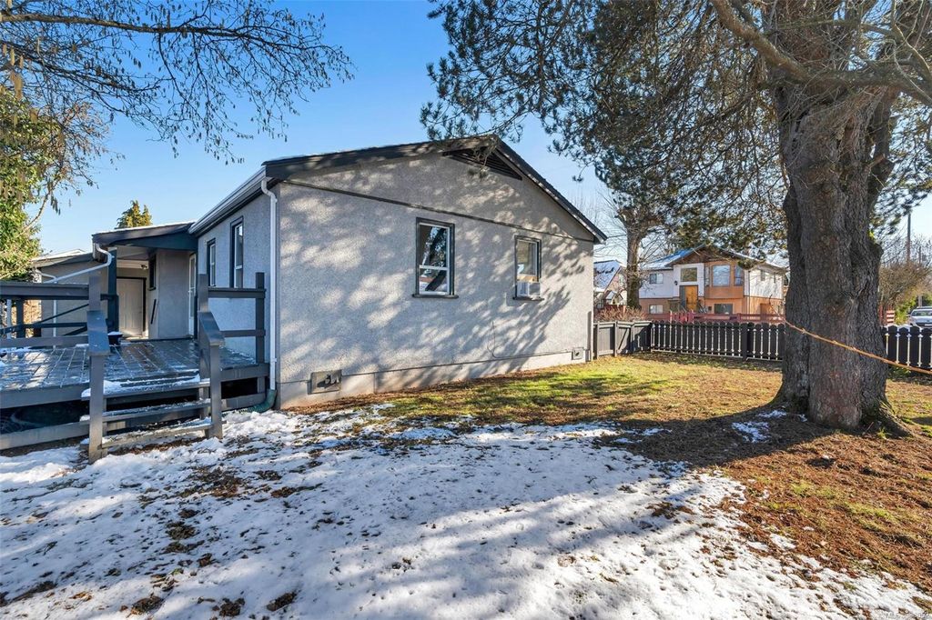 listing image 16040918646385576782