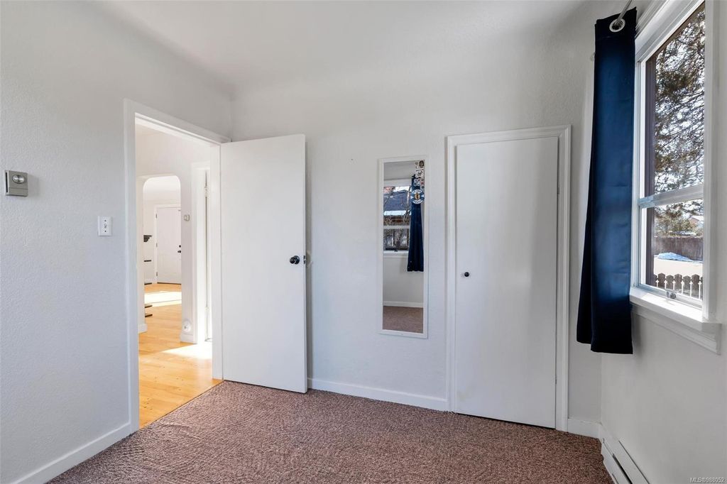 listing image 16041441681410681905