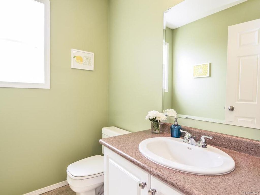 listing image 16049670922754013688