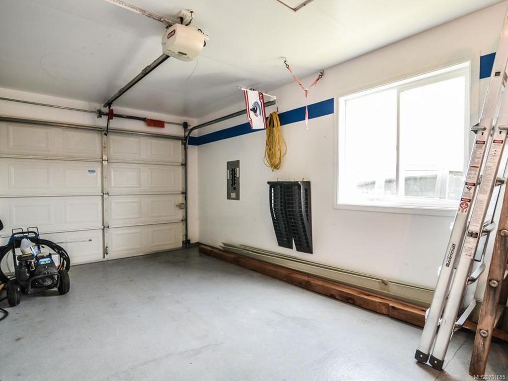 listing image 16044570282065463956