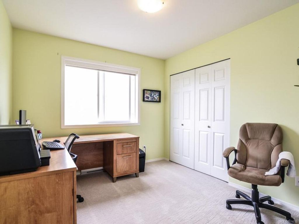 listing image 16044944065322080877