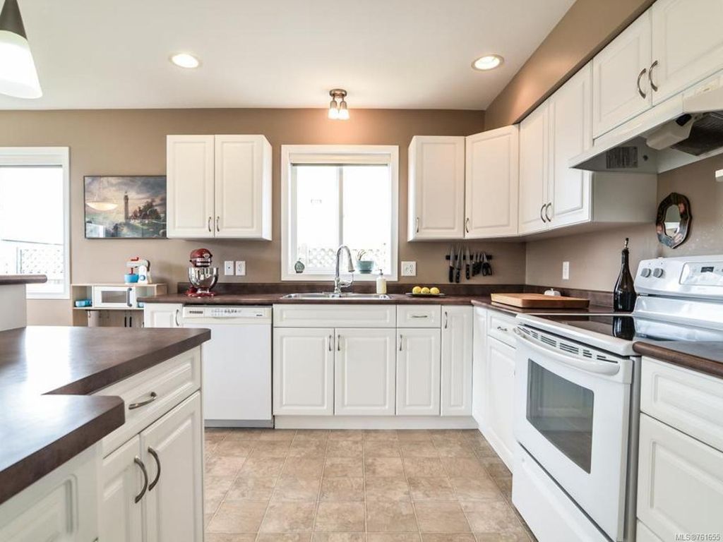 listing image 16042950597499274055