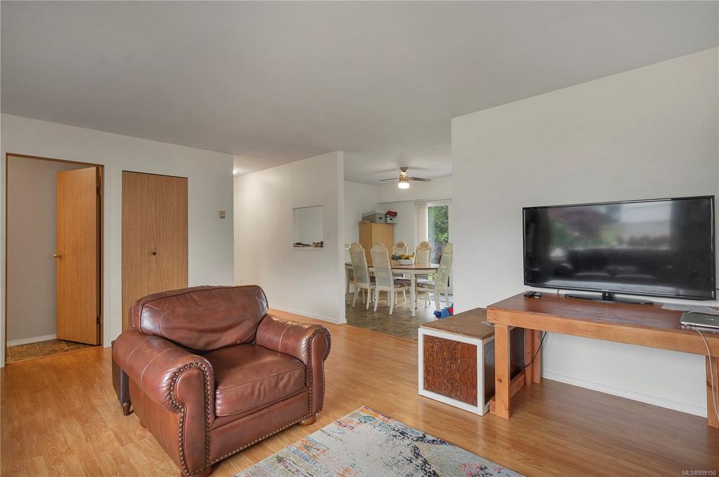 listing image 16046885600107948438
