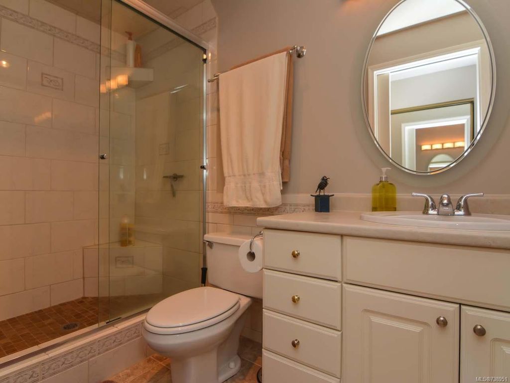 listing image 16047771505032439843