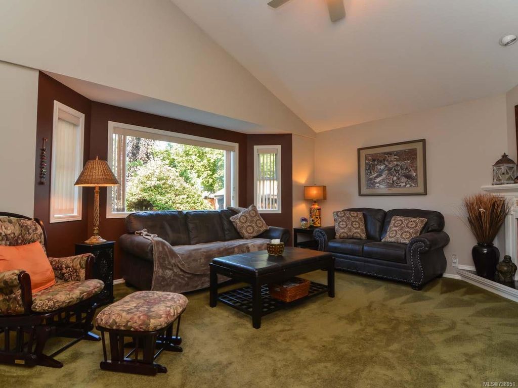 listing image 16047404843674977991