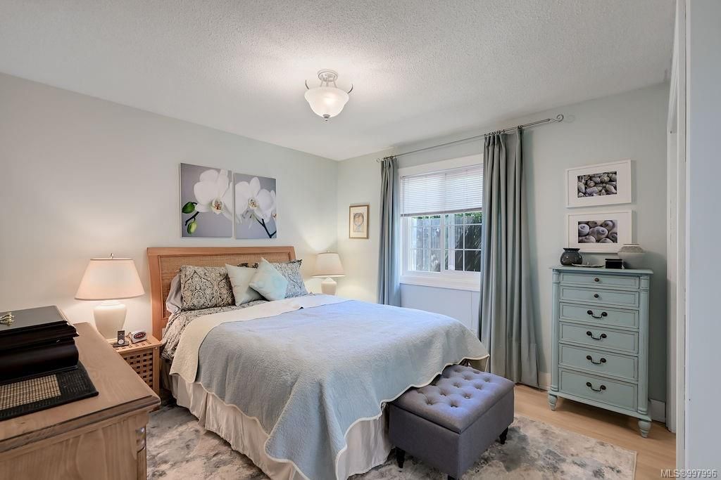 listing image 16040263463796758868