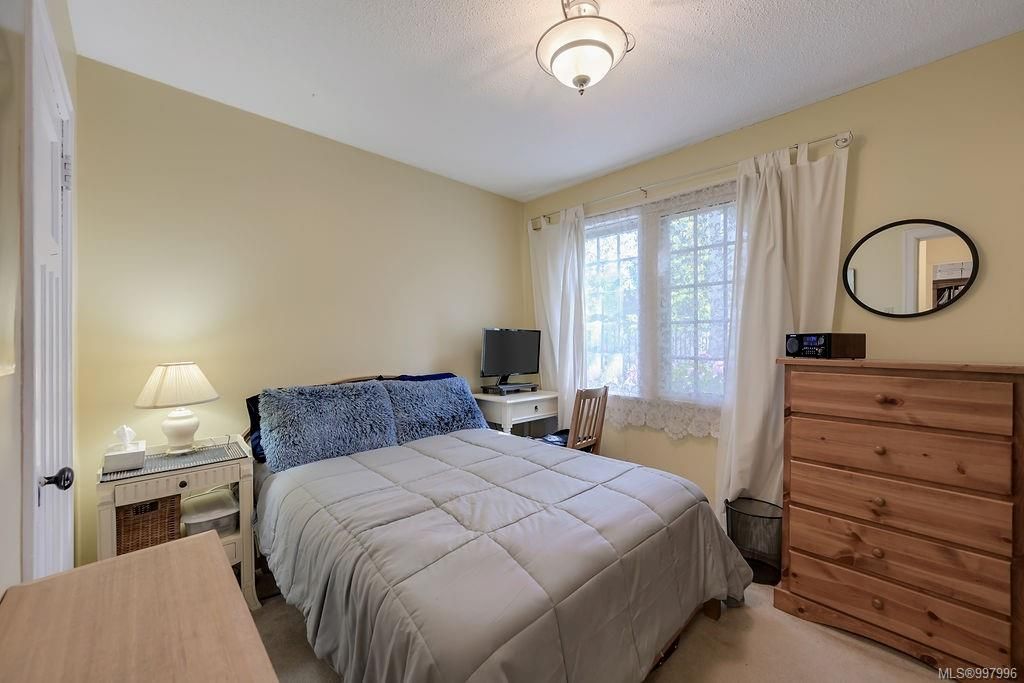listing image 16045160341401559608