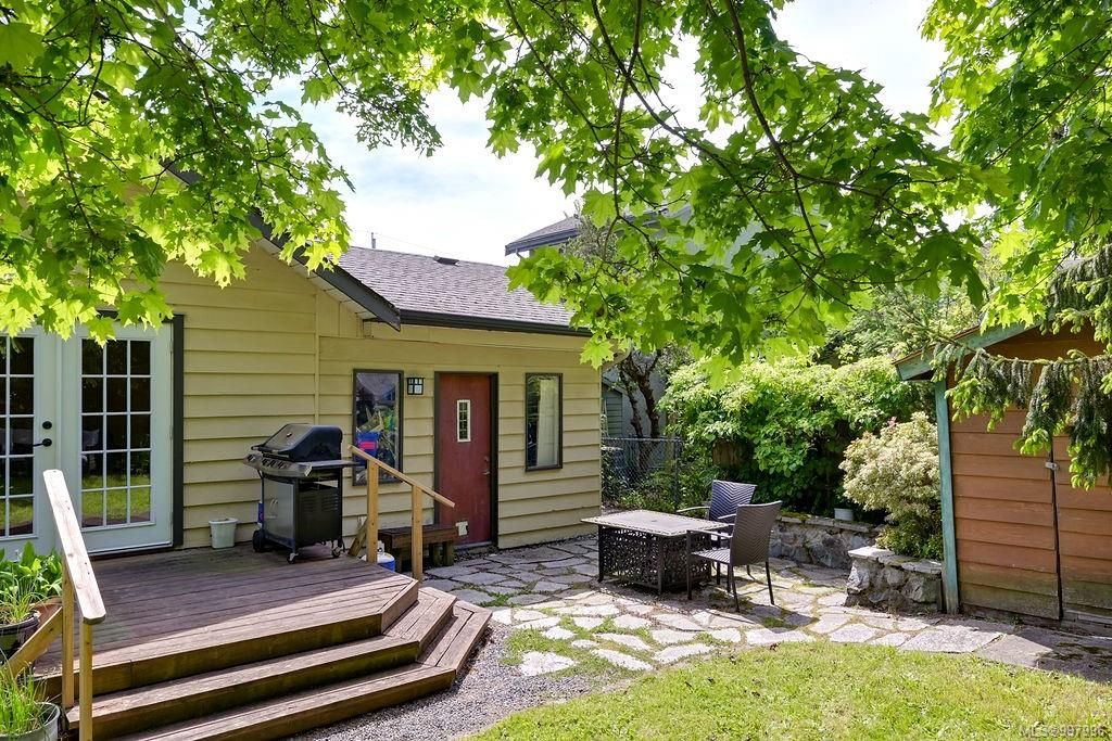 listing image 16049474544303124243