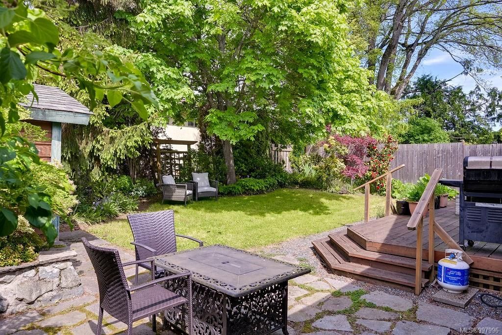 listing image 16040930386399594741