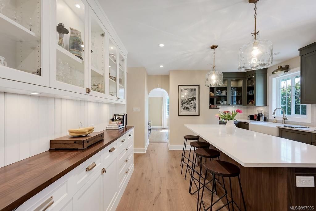 listing image 16041651635512022102