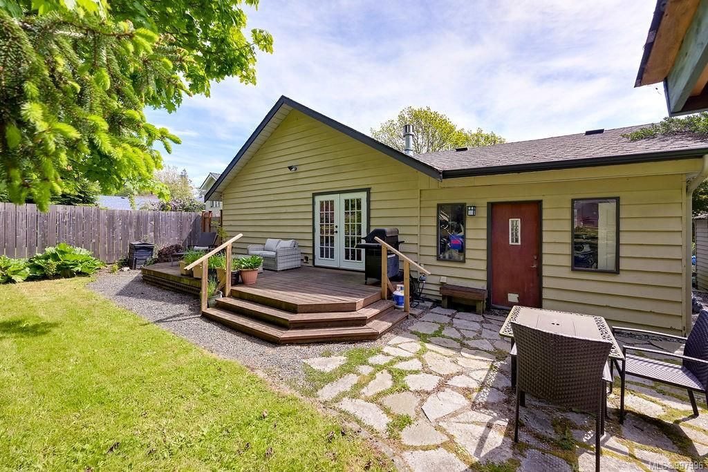 listing image 16041280208661118585