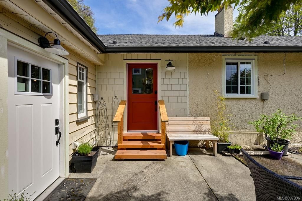 listing image 16041259341100879504
