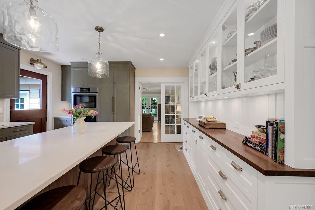 listing image 16047855135704805110