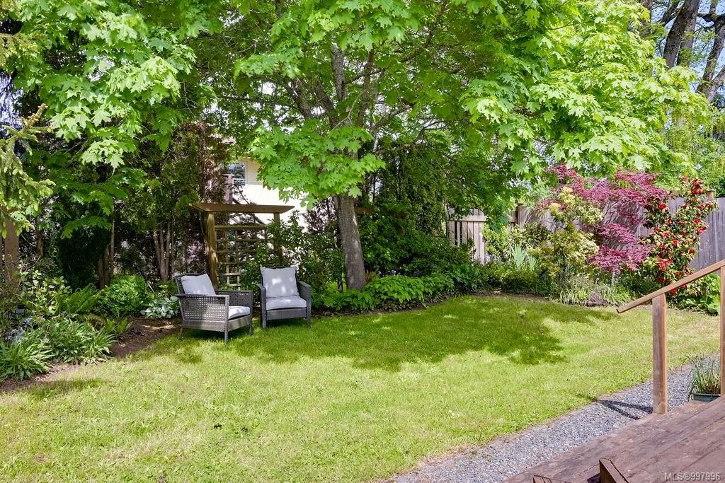 listing image 16041161478815993161