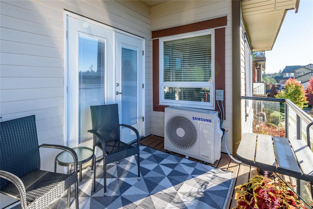 listing image 16049892322100012273