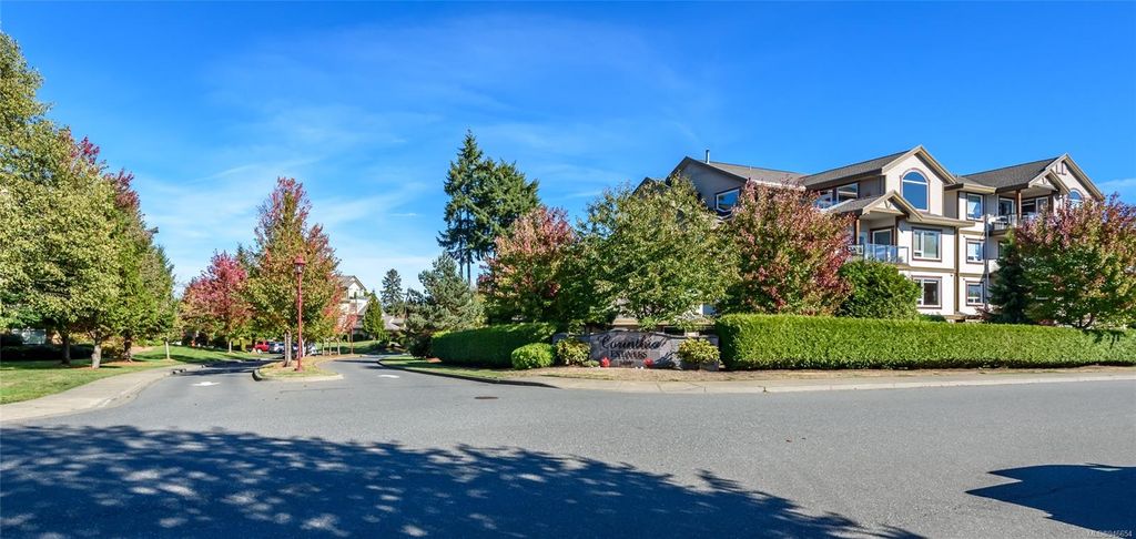 listing image 16042232216914419891