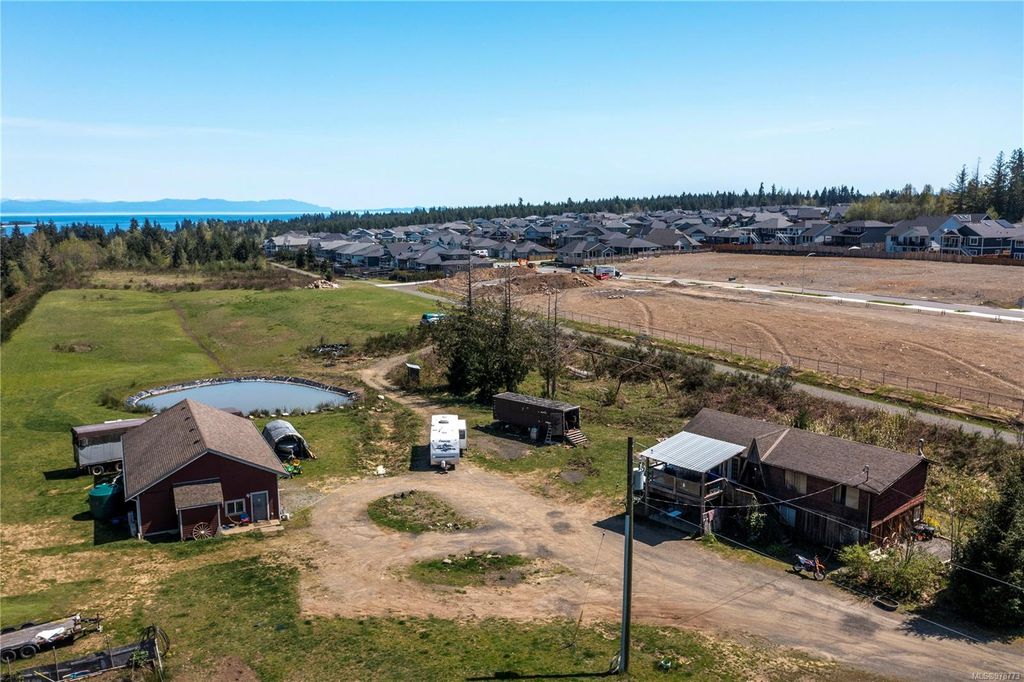 listing image 16041388094798579034