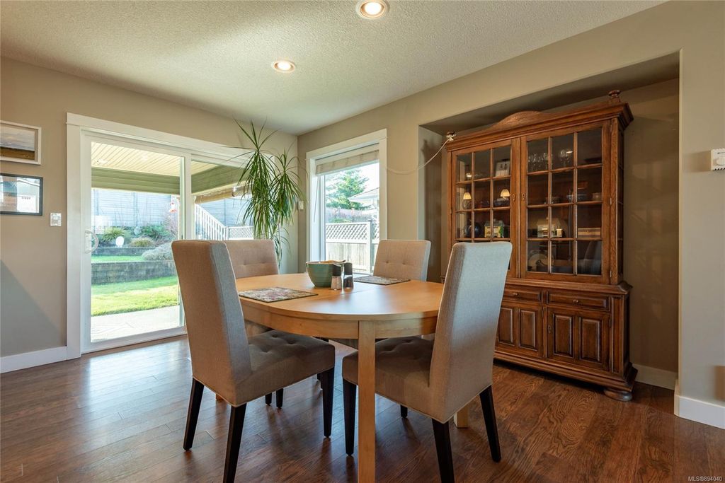 listing image 1604239477922