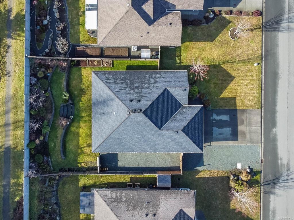 listing image 16043995059828