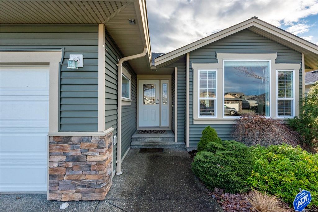 listing image 160483975236