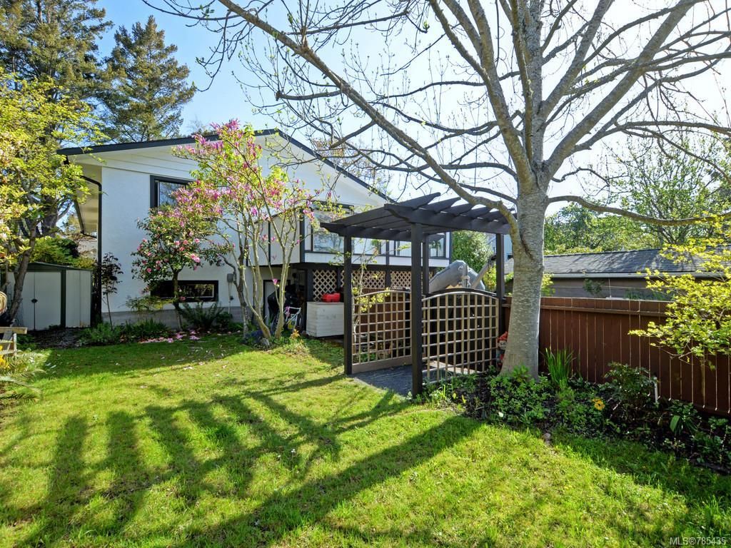 listing image 16046075407765482146