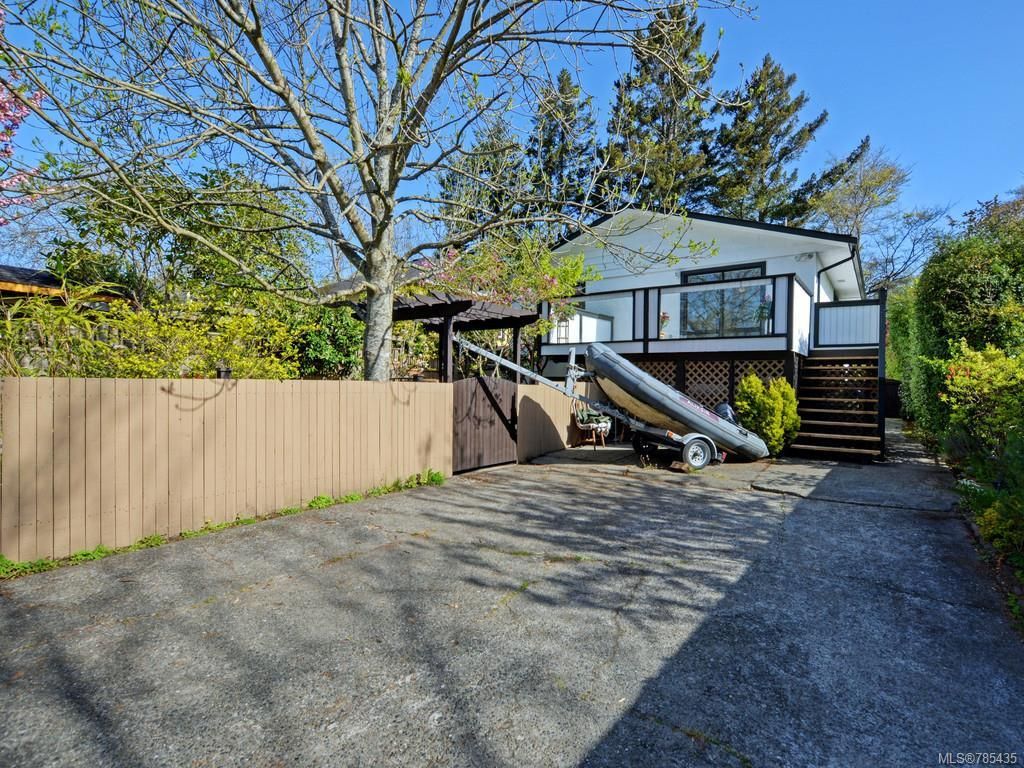 listing image 16044398198383419539