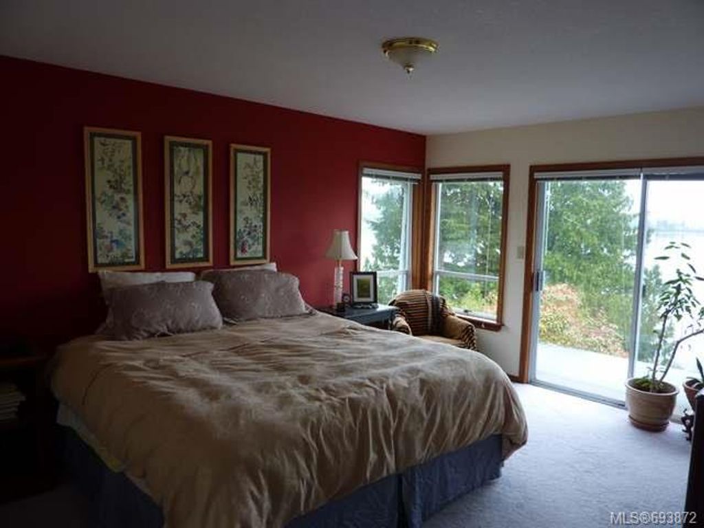 listing image 16042474589956059231