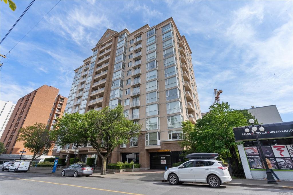 listing image 16040652699402160456
