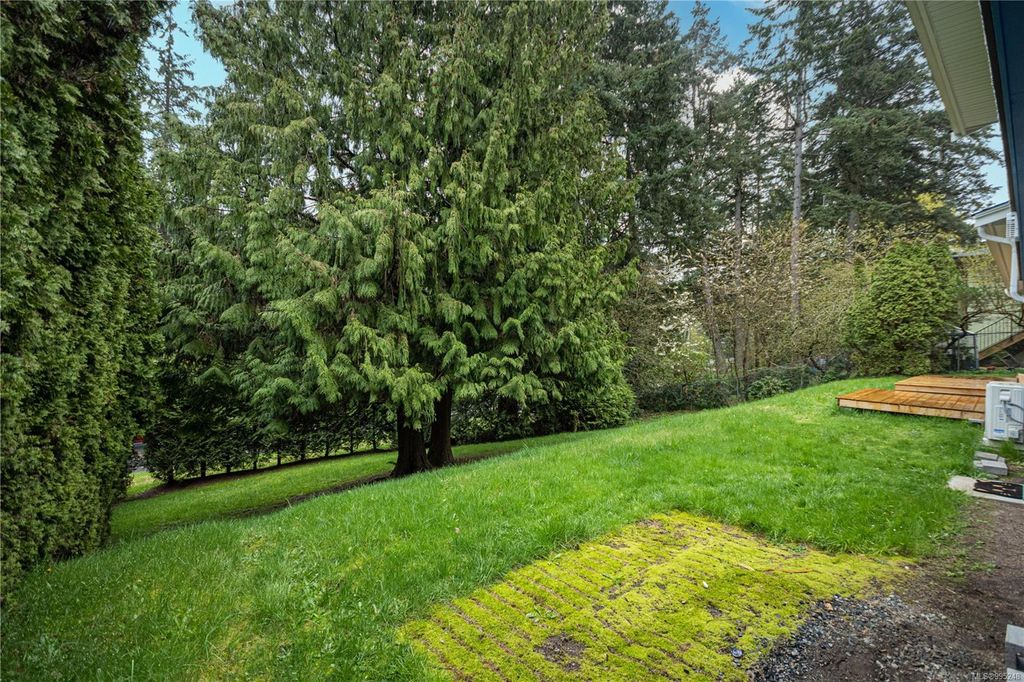 listing image 16043862371446432370