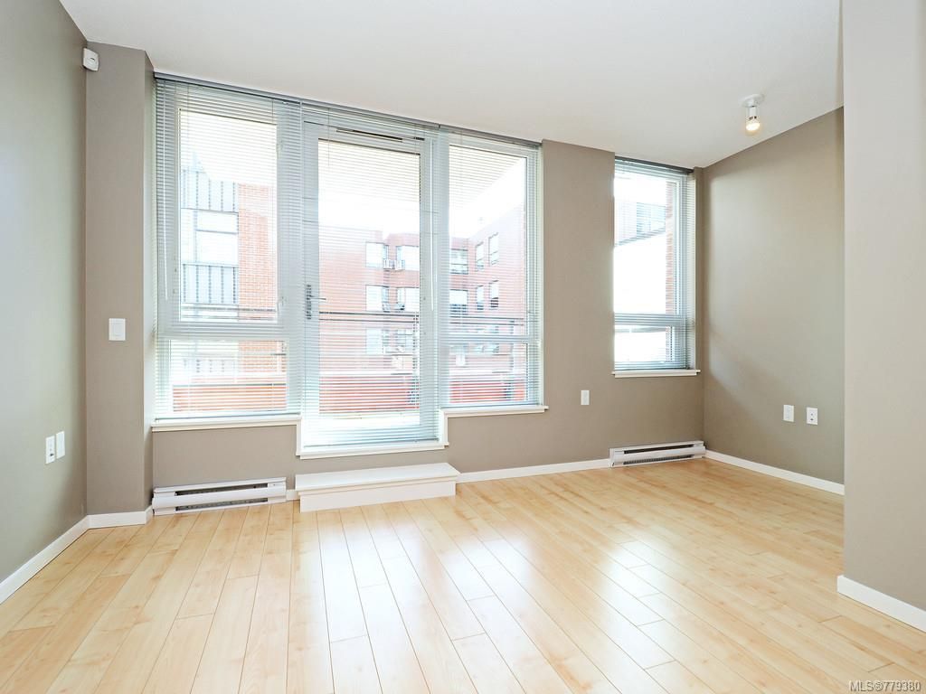 listing image 16047331026452678192