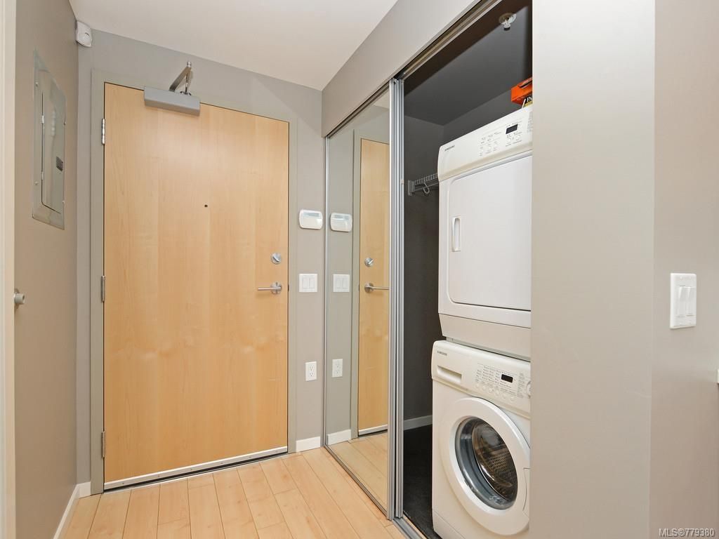 listing image 16042754377649956957