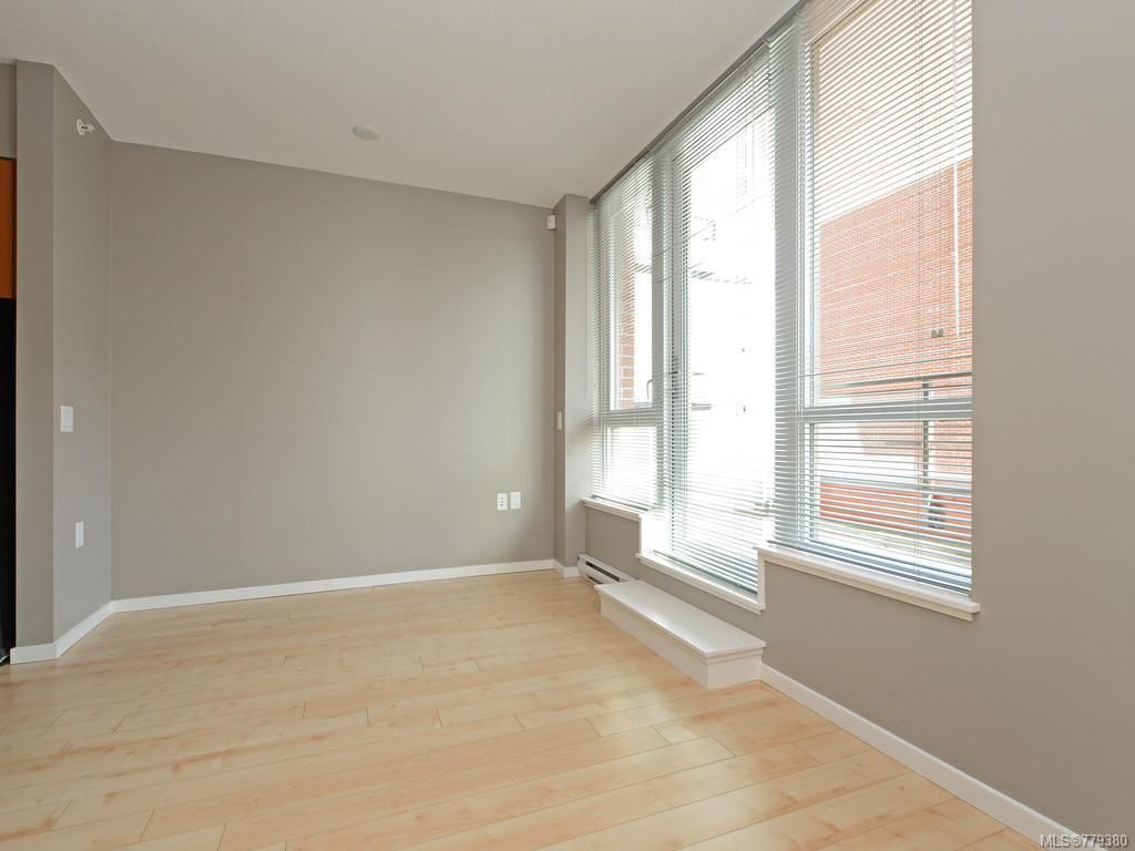 listing image 16048038714405198487