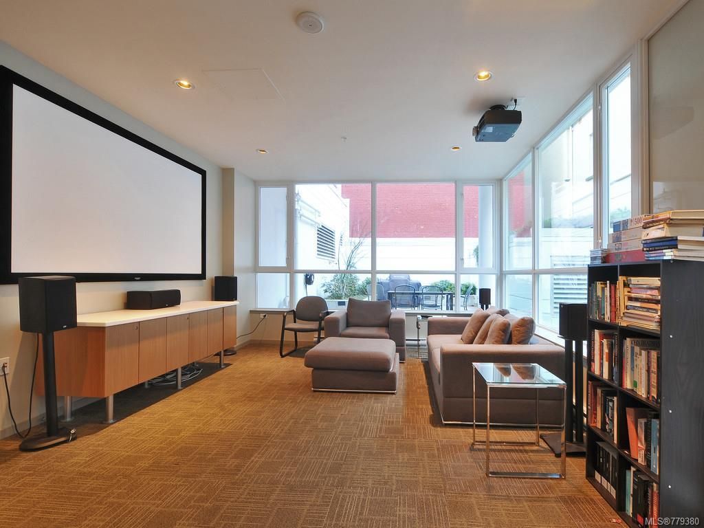 listing image 16045842770640937718