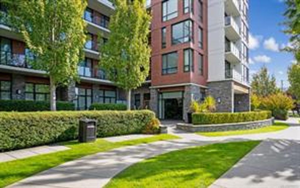 listing image 16042316299111