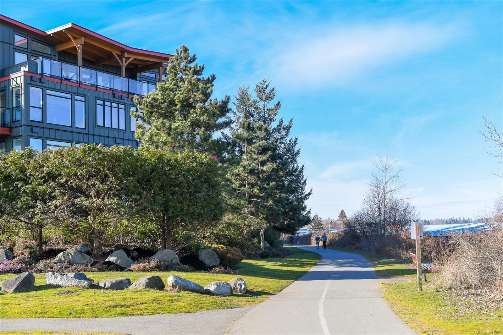 2300 Mansfield Dr 322