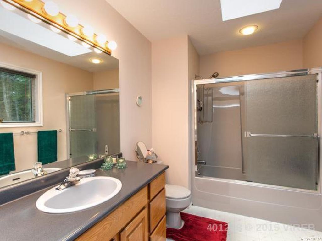 listing image 16049658660160580296