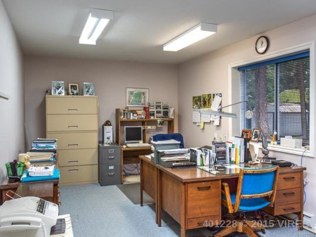 listing image 16041168984324472686