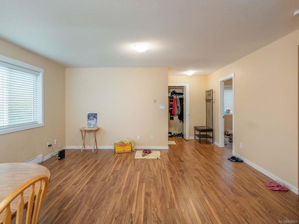 listing image 1604487160480