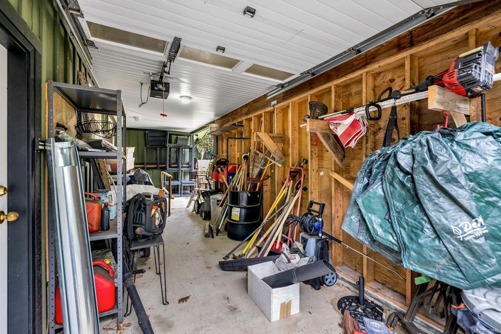 listing image 16044470592359506532