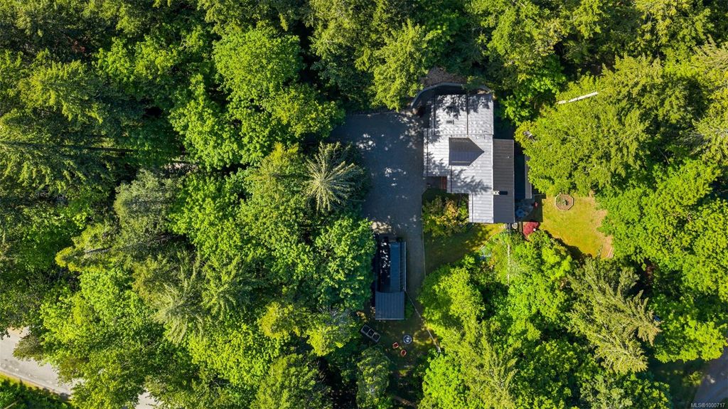 listing image 16041102186282810752