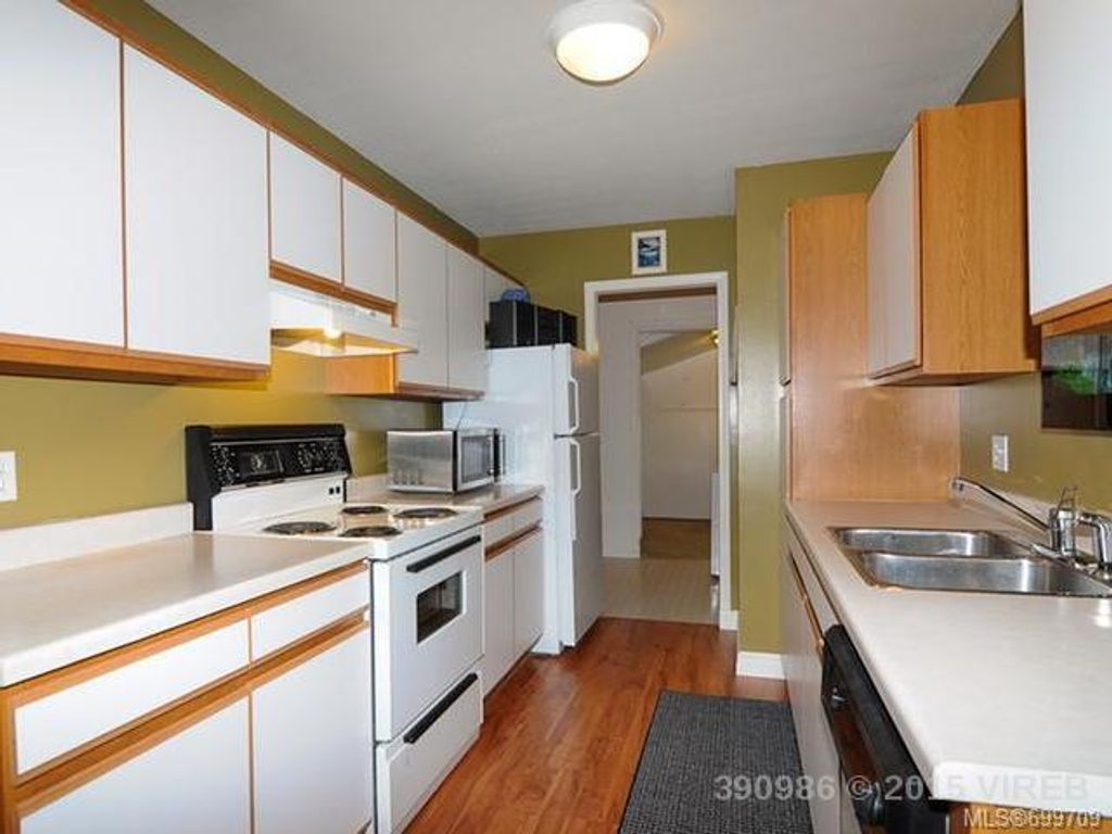 listing image 16047473581374492089