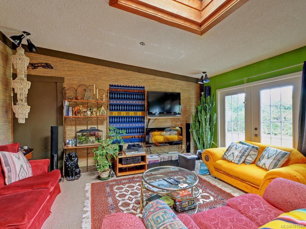 listing image 16047782967182007578