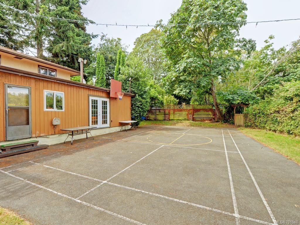 listing image 16041825559983431895