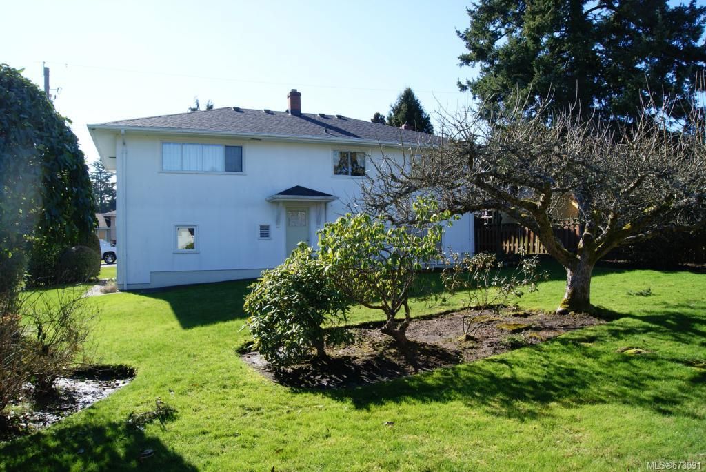 listing image 16048327965540186341