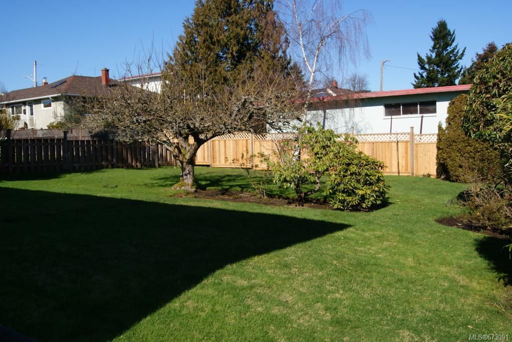 listing image 16041815640855562659