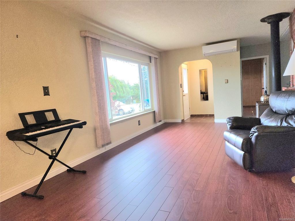 listing image 16045261516111561324