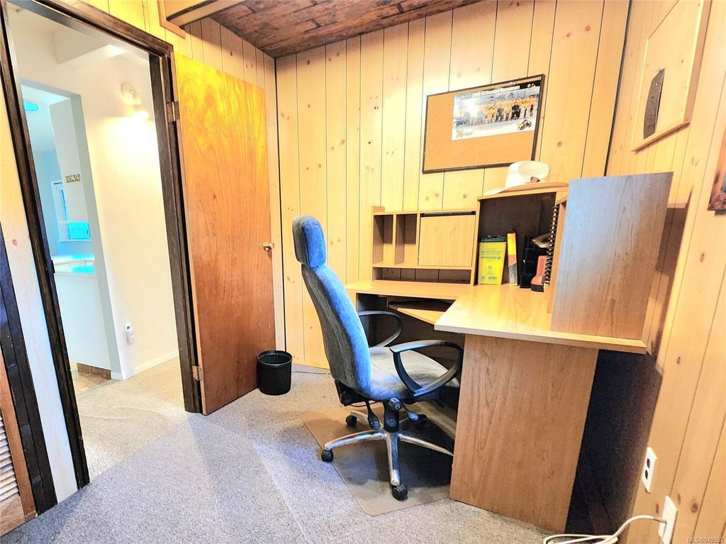 listing image 16042972353458726051