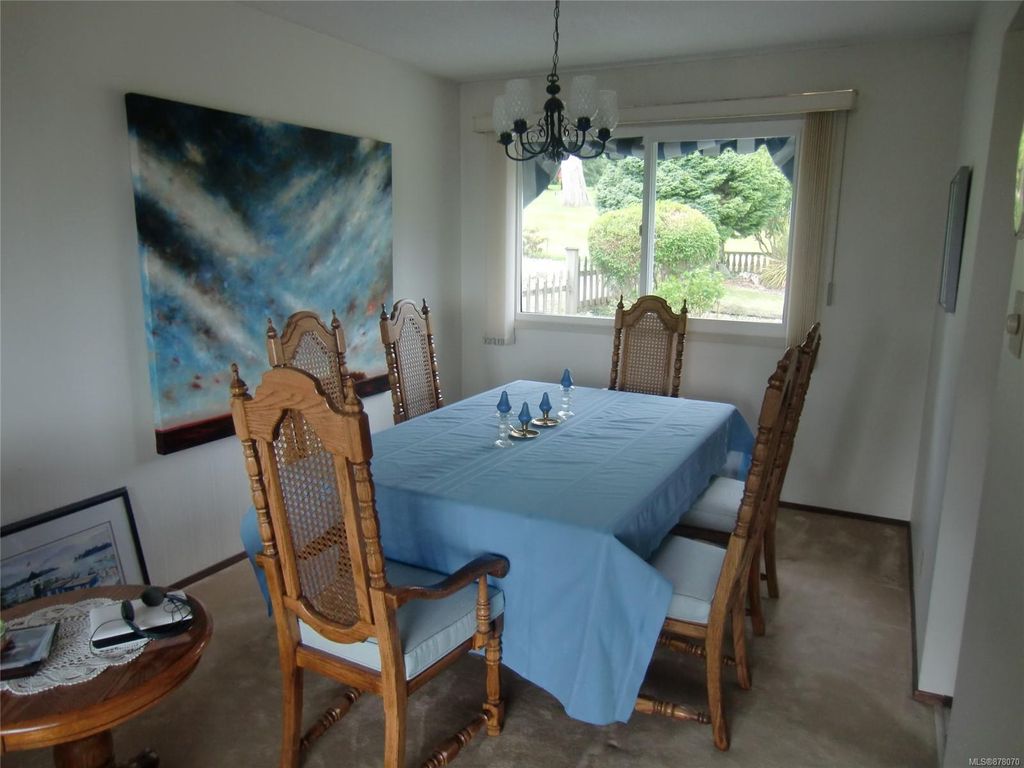 listing image 16040292366767918602